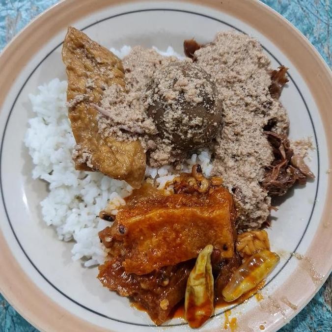 

Terlaris | Terbaru | Best Seller | Termurah Gudeg Song Djie Asli Jogja (1 Dada, 1 Telur, 2 Tahu) Vacum Frozen Original | High Quality | Berkualitas