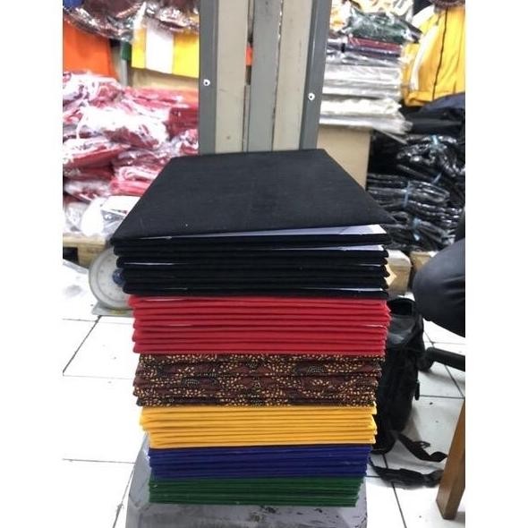 

New map beludru A4 Map kantor map sekolah stok ready Biru Kuning Merah