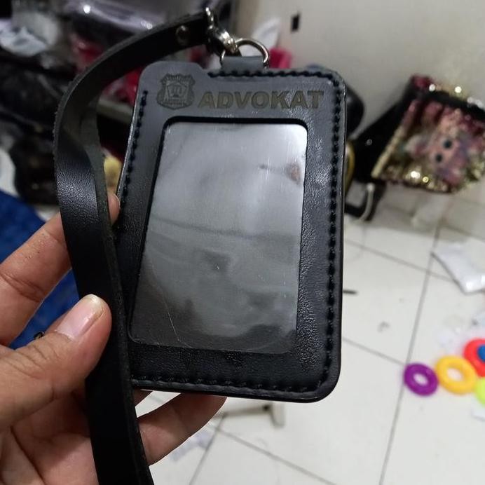 

New Name tag KTA ADVOKAT