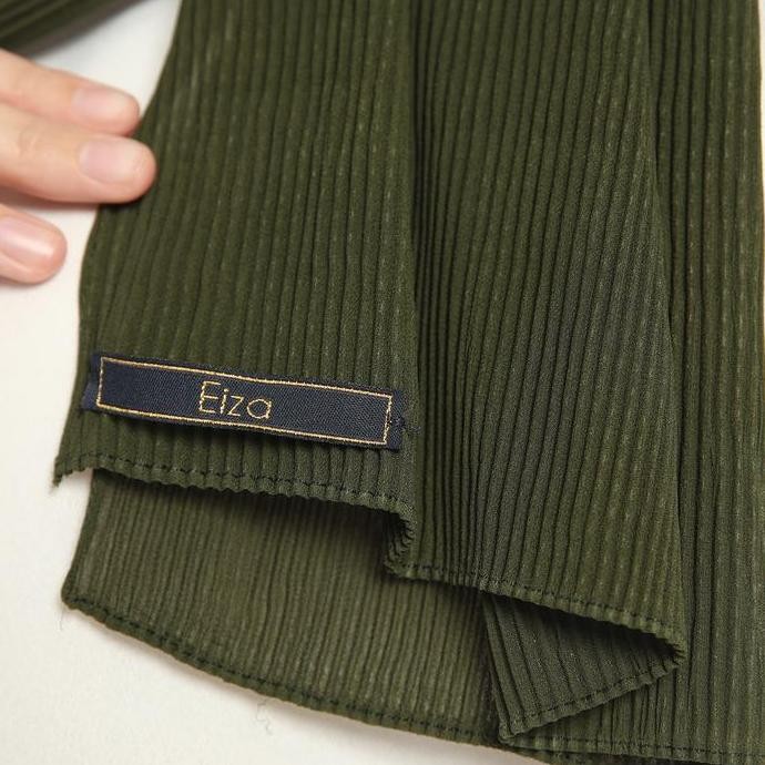 Eiza by duapola Hijab Cerutty Plisket Lidi Pashmina 8106 - Hijau Army DS