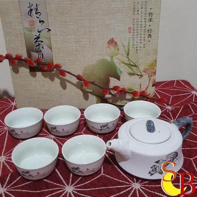 Chinese Tea Set Keramik Putih Lotus Teko Plus 6 Cangkir