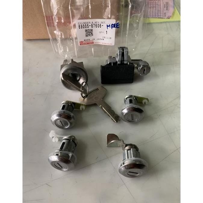 Kunci Set Daihatsu Taft Gt