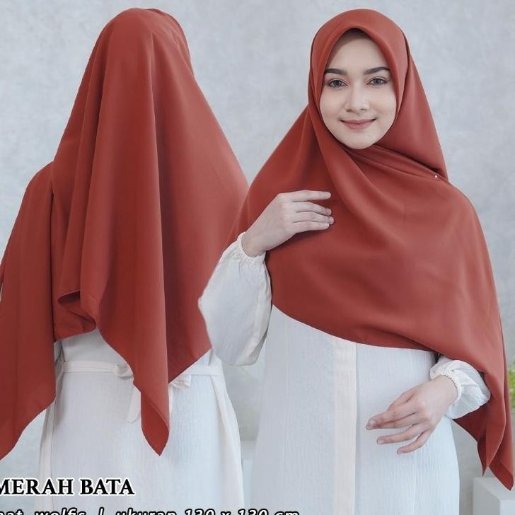 Hijab Segi Empat Wolfis Premiun Merah Bata