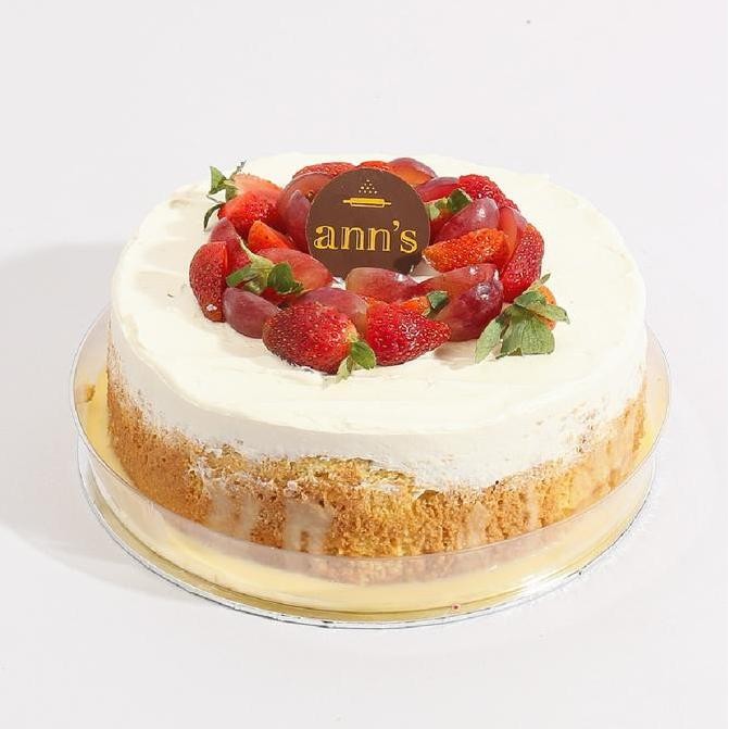 

TERMURAH - Tres Leches - Whole Cake - Ann's Signature Creations