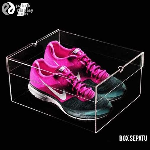 Kotak Sepatu / Box Sepatu / Display Sepatu Akrilik