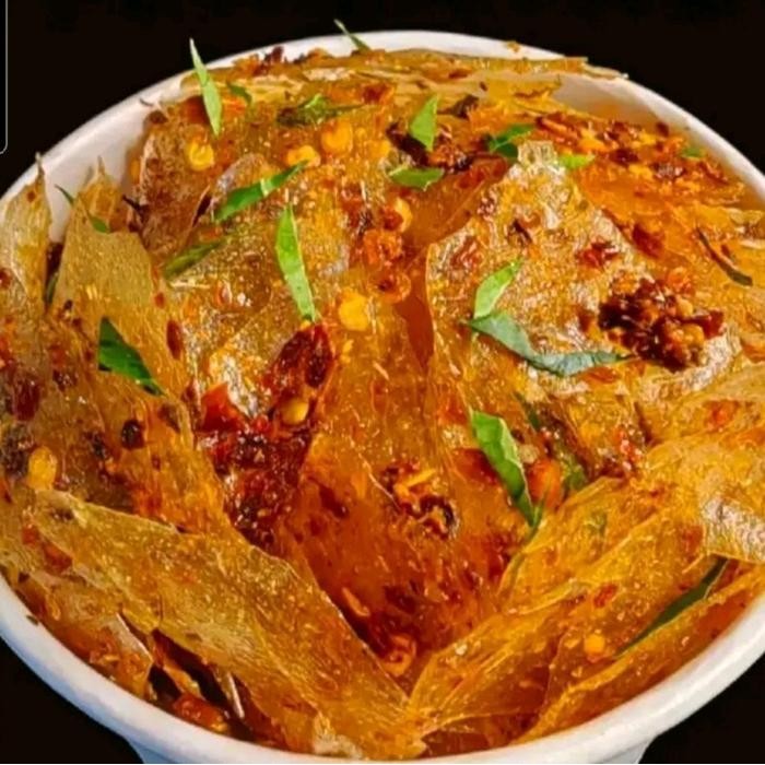 

CCF FLASH SALE 500gr Keripik Kaca Pedas Daun Jeruk Pedasnya Pas Rempahnya Melimpah Organik Kering Singkong Snacks Food Cemilan Kripik Kripca keripik kaca