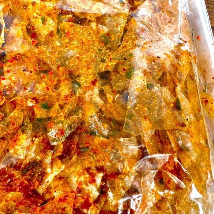 

CCF Keripik Kaca Pedas Daun Jeruk 1KG - Food Snacks