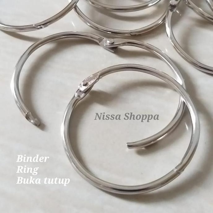 

Tersedia Ring Binder Buku Alat Tulis Buka Tutup Ukuran Lengkap Stationery
