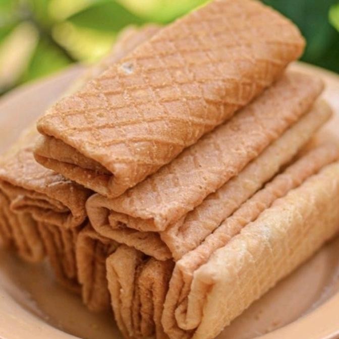 

Kue Semprong Lipat / Semprong Dompet / Kapit Renyah Kiloan Stok Terbatas