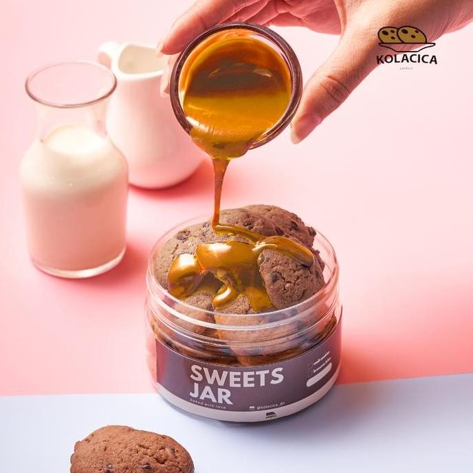 

Melt Series Mini Choco Cookies Jar with Salted Caramel Sauce - Kue Kering Premium Stok Terbatas
