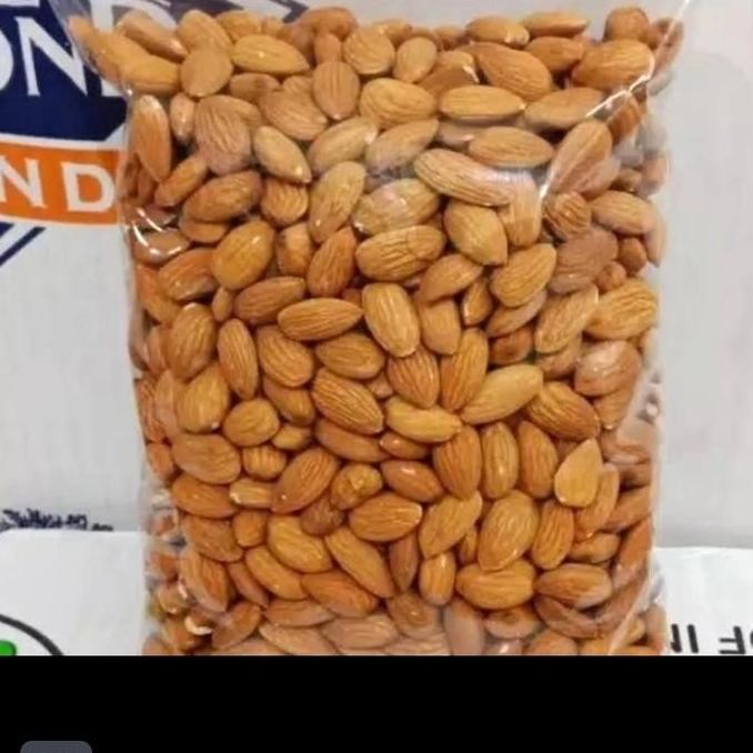 

Almond Raw 1 Kg Almond Metah / Almond Import , Hight Kualitas Blu Diamond Pasti Ori