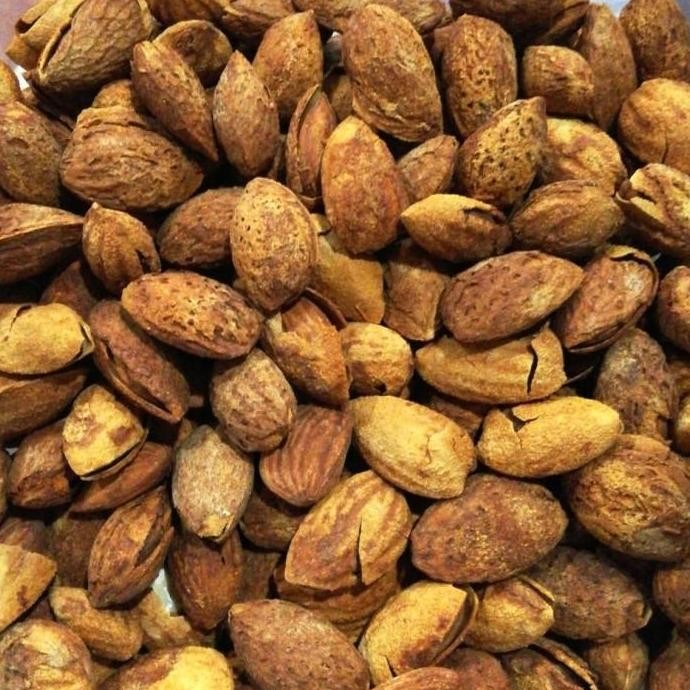

1 Kg Kacang Almond Kulit Panggang ( Vanilla ) Pasti Ori