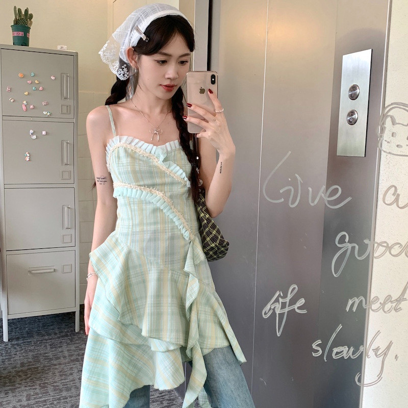 ChuRanGaun Niche Musim Panas 2025 Rok Kotak-Kotak Hijau Baru Wanita Segar