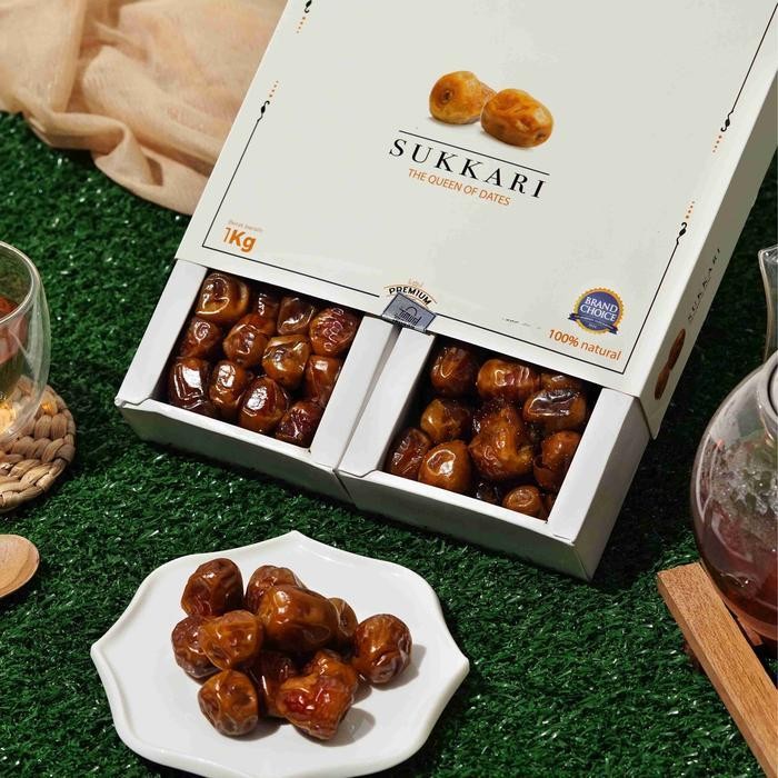 

Rps Timur Tengah Kurma Ajwa 1 Kg Sukari Premium Sukkari Dates Favorit Nabi High Quality