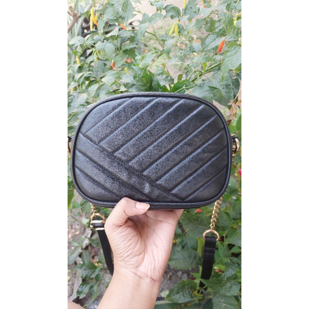 PRELOVED TAS BERRYBENKA SLINGBAG BERRYBENKA SLING BAG MINI BERRYBENKA