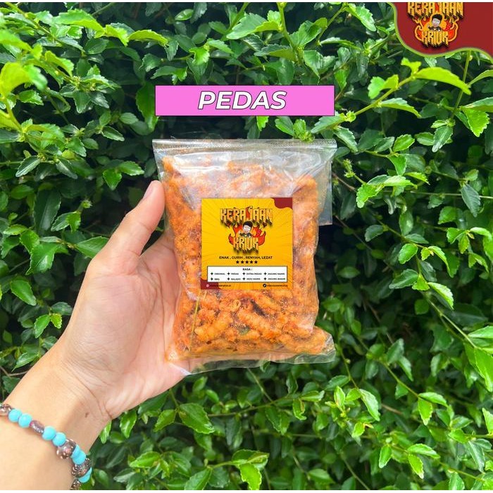 

FF BELI 1 DAPAT 3 USUS CRISPY GURIH PEDAS DAUN JERUK CEMILAN 50 GRAM Ayam Food Snack Keripik Makanan Kripik Camilan