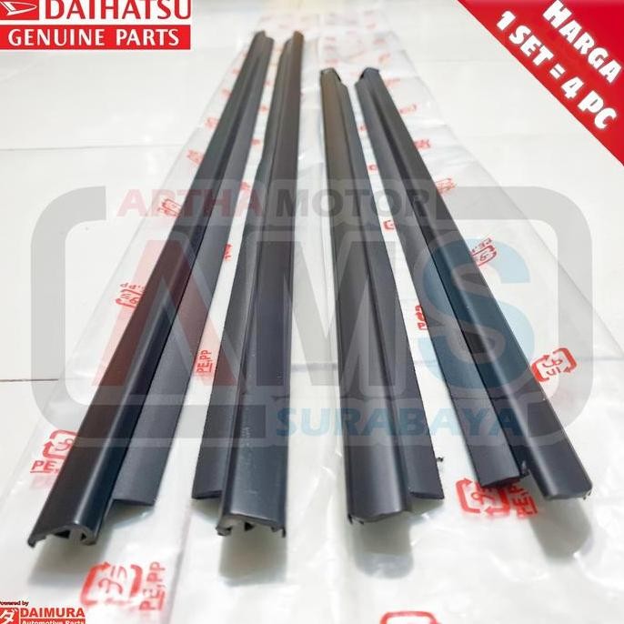 Karet Pelipit List Lis Kaca Wheater Strip Mobil Daihatsu Sirion