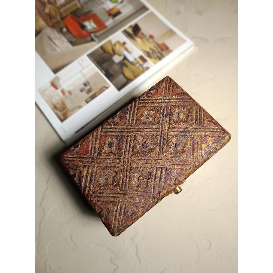 Tempat Penyimpanan Perhiasan Kotak Ukiran Kayu Gold Antik