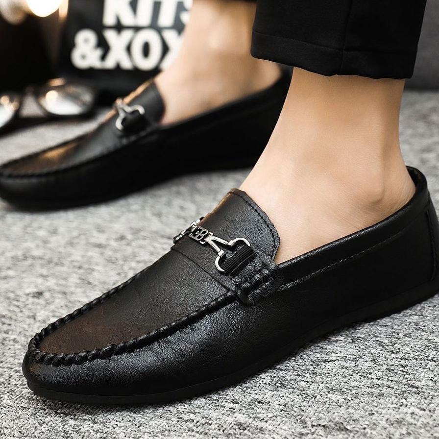 Sepatu Kulit Kasual Sepatu Santai Sepatu Kulit Gaya Korea Sepatu Kulit Gommino Sepatu Pria Malas