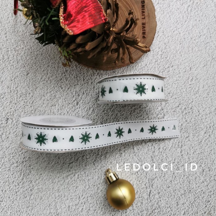 

yang dicari] (ROLL)Pita Natal Christmas Ribbon Hiasan Natal LBR 2 CM (1ROLL=10 YRD)