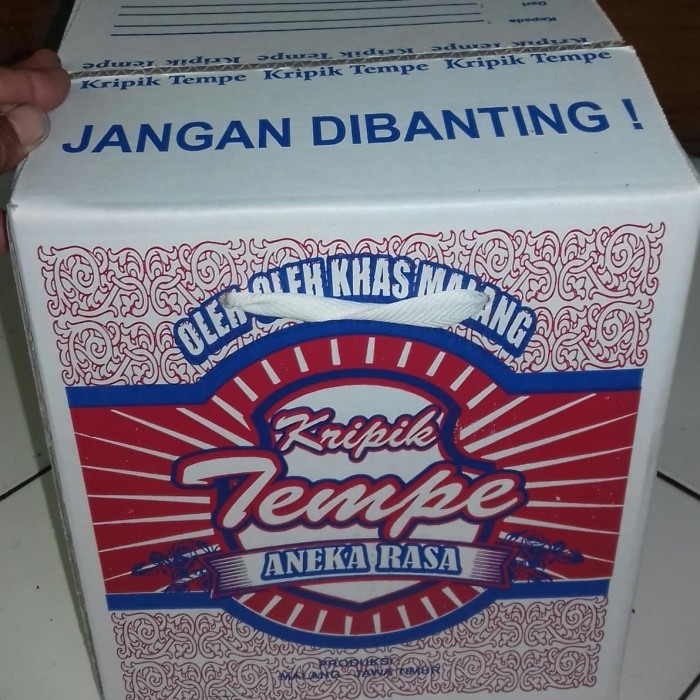 

STOK TERBATAS keripik tempe 1 box isi 12bngks
