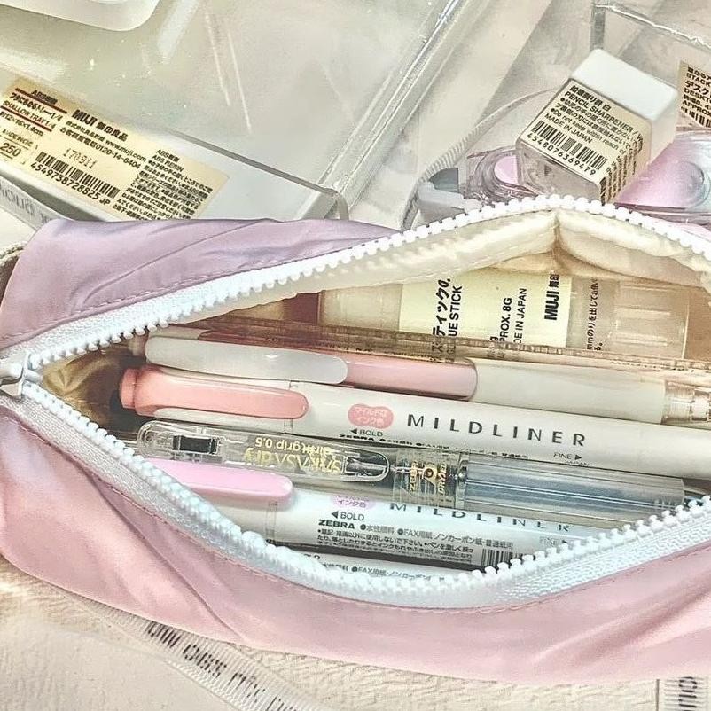 

Eh76 Ready#kantong zipper pouch tempat pensil aesthetic bag mini korean pencil case cute pencil case pencil case Sera Niche Jepang Bernilai Tinggi Kotak Pensil Krim Kotak Kecil Lembut Anti Jatuh Penyimpanan Kotak Pensil Ringan dan Kotak Alat Tulis