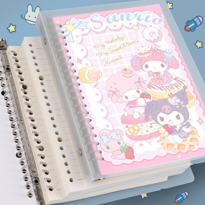 

Amberela Buku Binder A5 Motif Sanrio Cinnamonroll Kuromi Note File
