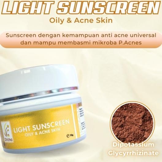 Light Sunscreen Dricha By Dr. Ika (Oily & Acne Skin)