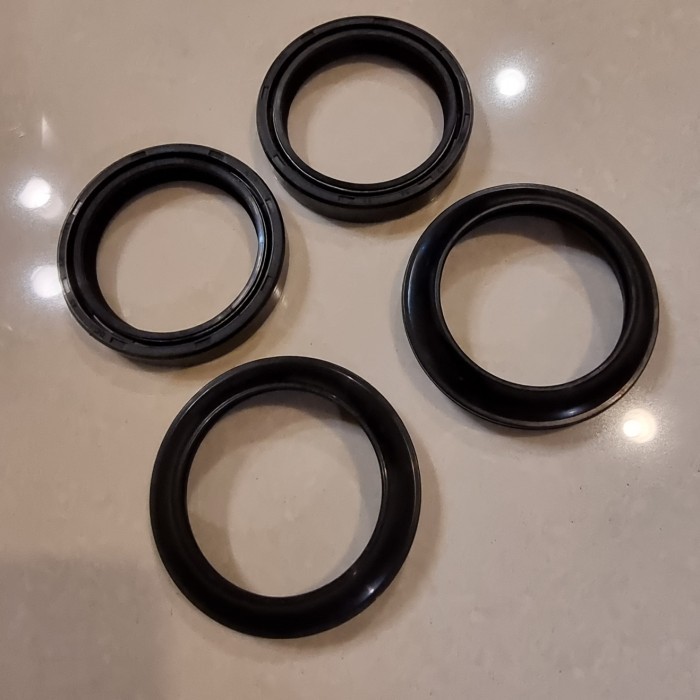 2 seal oli + 2 seal debu 43 mm x 54 mm x 11 mm