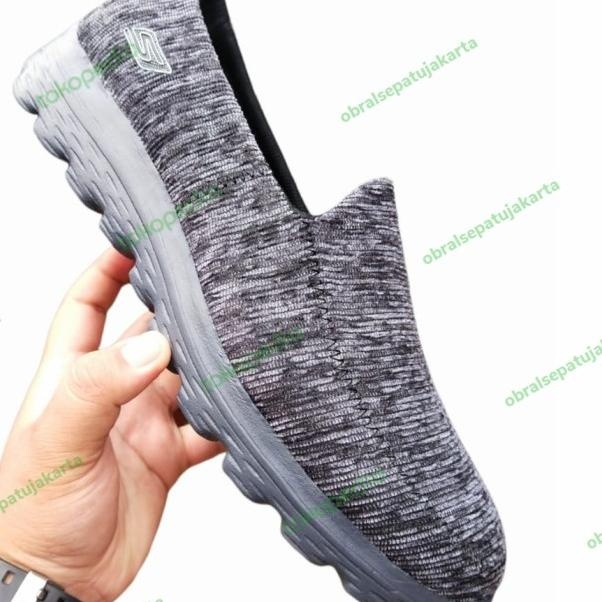 Sepatu Slip On Pria Ukuran Jumbo Big Size 45 46 47 Sneakers Big Size