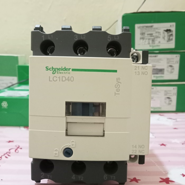Contactor Schneider Lc1D40M7 220V / Kontaktor Schneider Lc1D40 M7 Genuine
