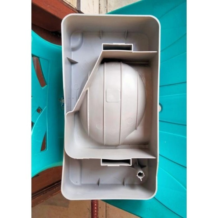 TAMPUNGAN AIR KULKAS ELECTROLUX