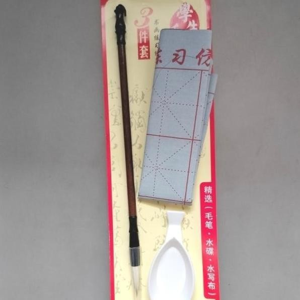 

Simple Set Kaligrafi Isi 3 Kuas China Mopit Kertas Tempat Air