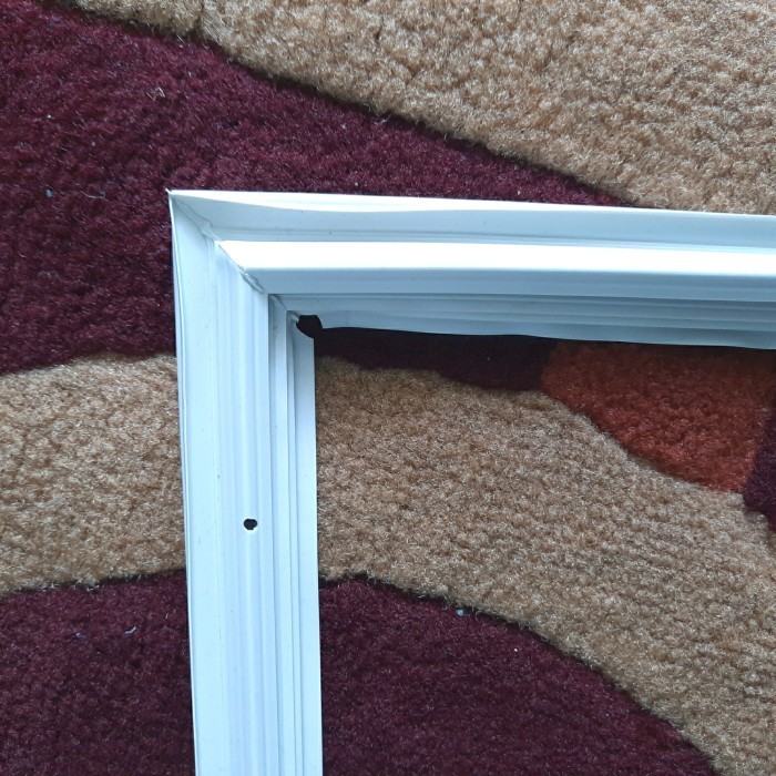 KARET MAGNET PINTU KULKAS SHARP ORIGINAL 2 PINTU BAGIAN BAWAH ASLI ORI