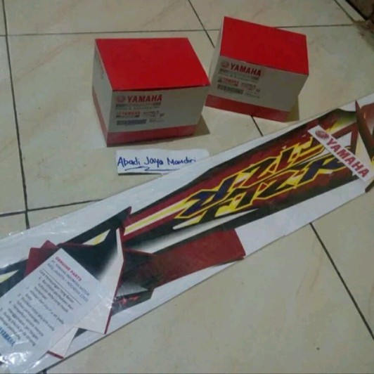 New Stiker Striping Fizr F1Zr Hitam Merah Sporty 2003 Asli Yamaha Full Set