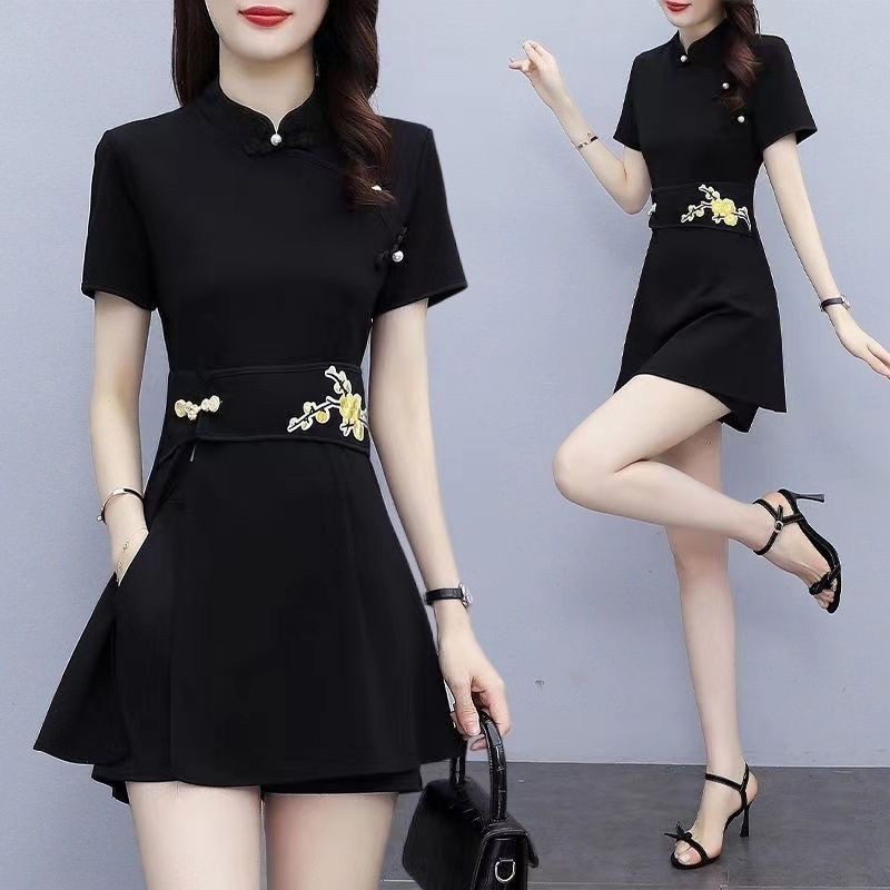 Embroidered New Cheongsam Two-Piece Suit Shorts Slimming Women's Wear