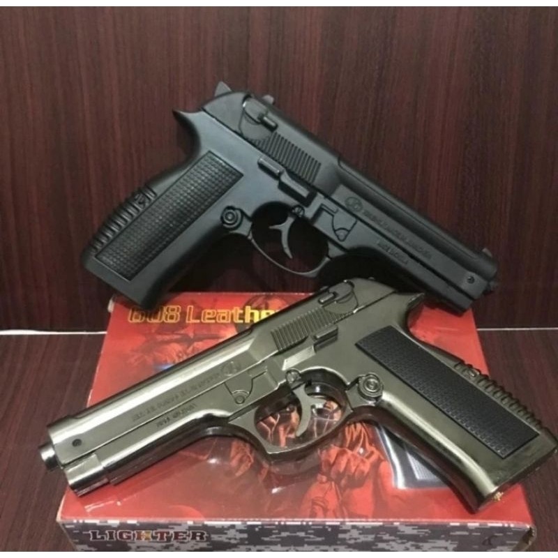Cod Korek Api Gas Isi Ulang model Pistol Bareta silver/Hitam Free Sarung Full besi