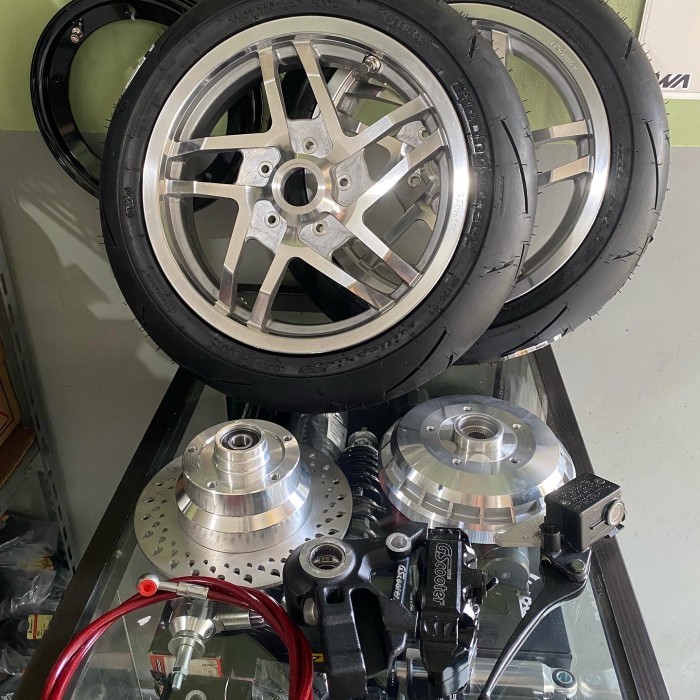 Upgrade velg R12 ring 12 GS gscooter ban MAXXIS