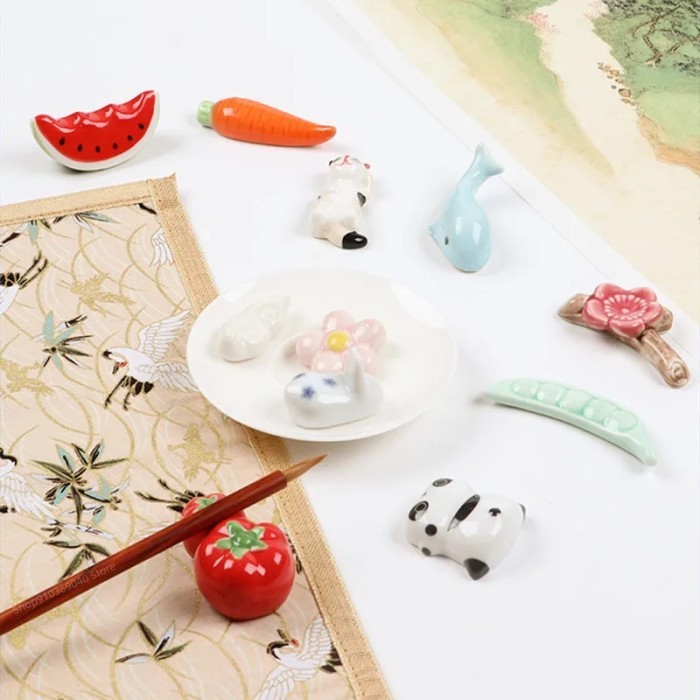

T E R B A R U Ceramic Creative Paint Brush Pen Holder Cat Shape Pen Shelf Displ
