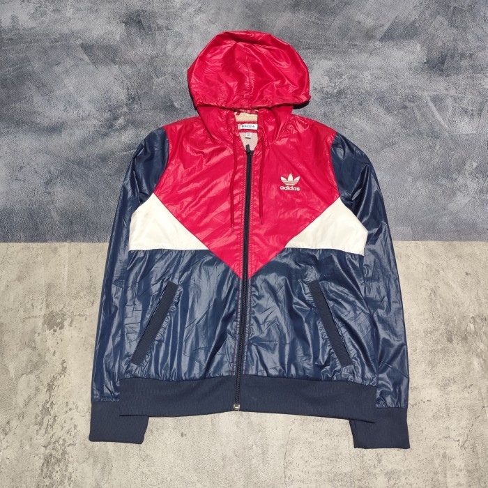 JAKET WINDBRAKER ADIDAS MERAH
