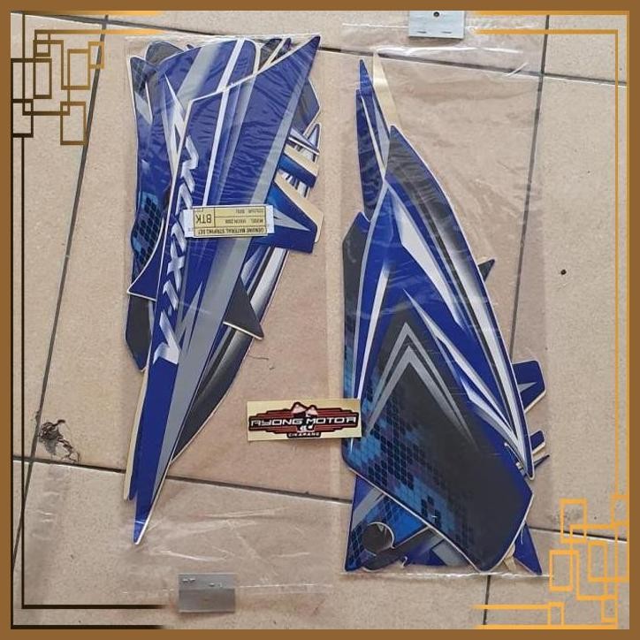 [AMC] STRIPING VIXION OLD 2008 BIRU
