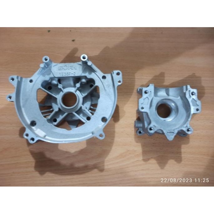 TERMURAH - Crank Case Set Mesin Potong Rumput MIURA M-TECH 338