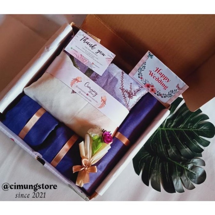 

Seprei King Hampers Seprei Kado pernikahan Kado wedding Gift box