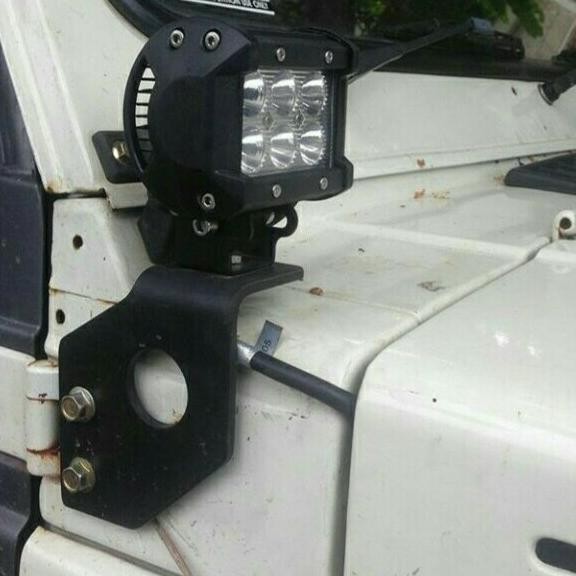 breket lampu tembak merah jimny katana
