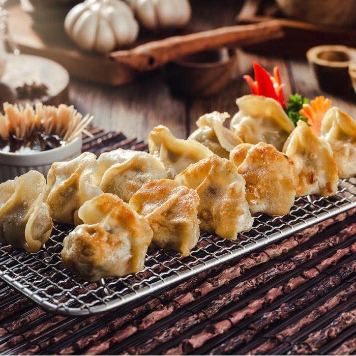 

Suikiaw Babi Kucai (Beku)