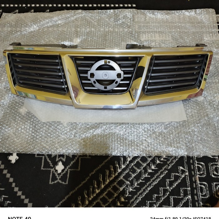 grill nissan xtrail X-trail T31 urban selection 2012-2013