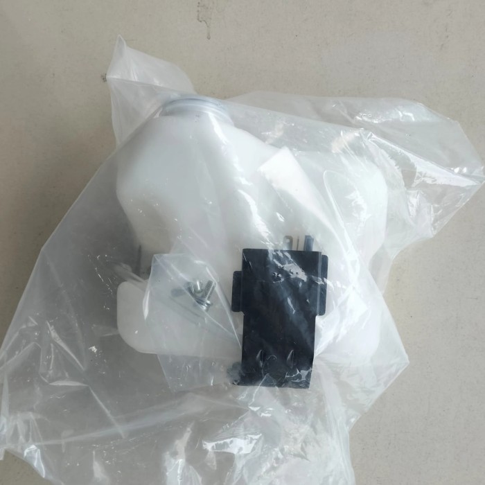 Tabung Air Wiper Mitsubishi L300