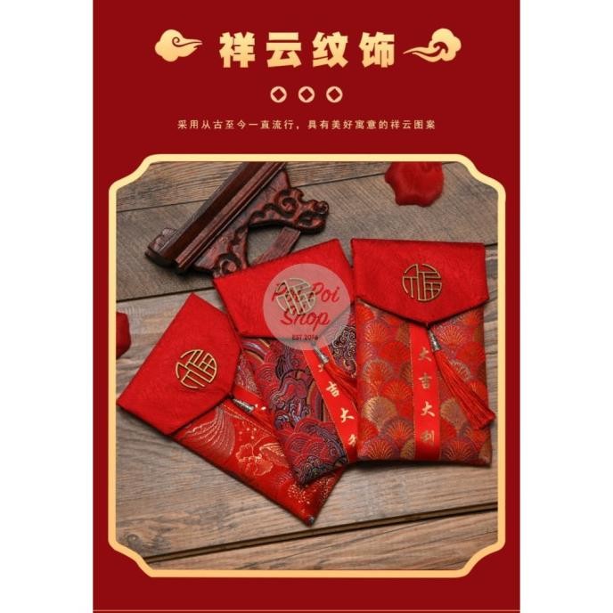 

TERBARU ANGPAO DOMPET KAIN PIN EMBOS MOTIF SANGJIT 2024 SOVENIR IMLEK CNY !!!!!