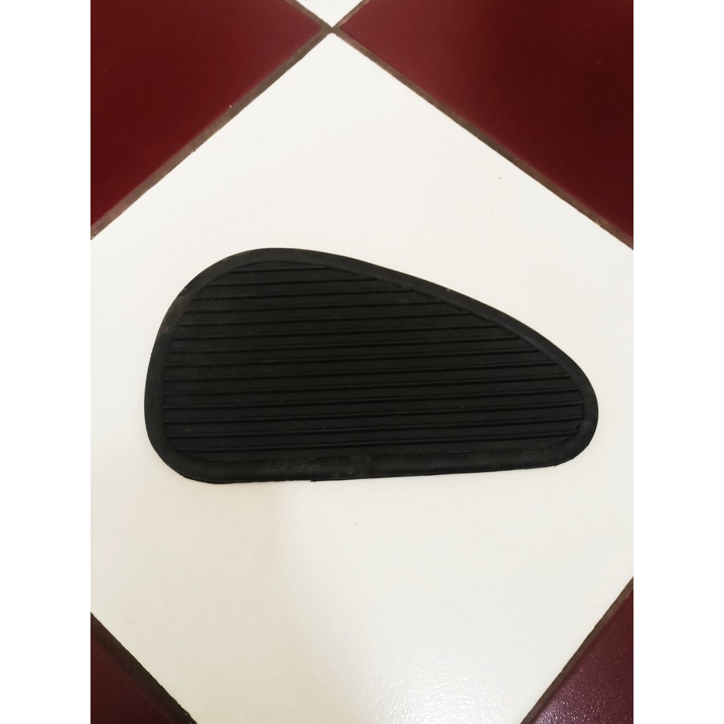 Karet Pinggir tangki Triumph Cocok Motor Classic Dan Custom