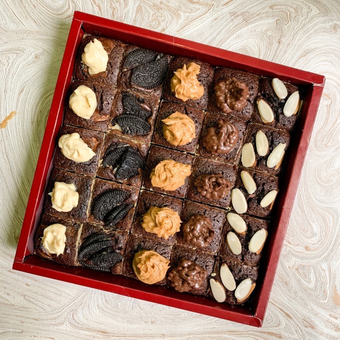 

Natal GwudBrownie - Christmas Hampers 20x20cm Limited